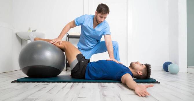 6 Smart Ways Physiotherapy Supports Your Active Lifestyle image